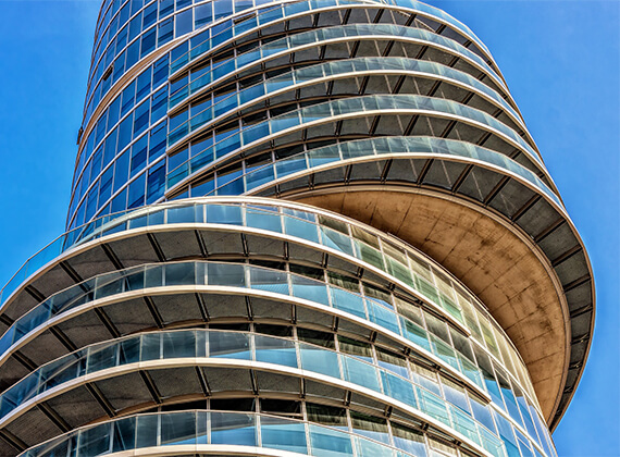 Curved-facades