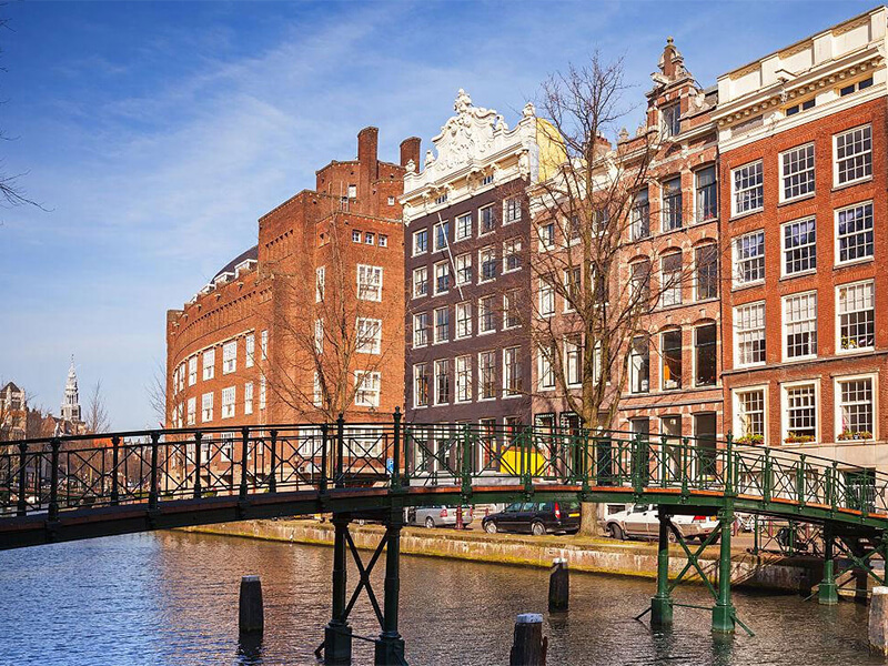 Amsterdam-Canal-Residences-1