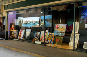 anti-reflective glass for drawing display