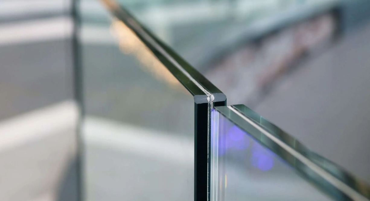 What Is Laminated Glass And How Is It Made?
